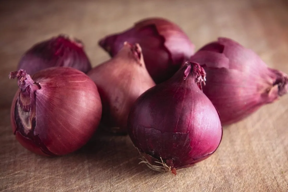 Red onions 1kg