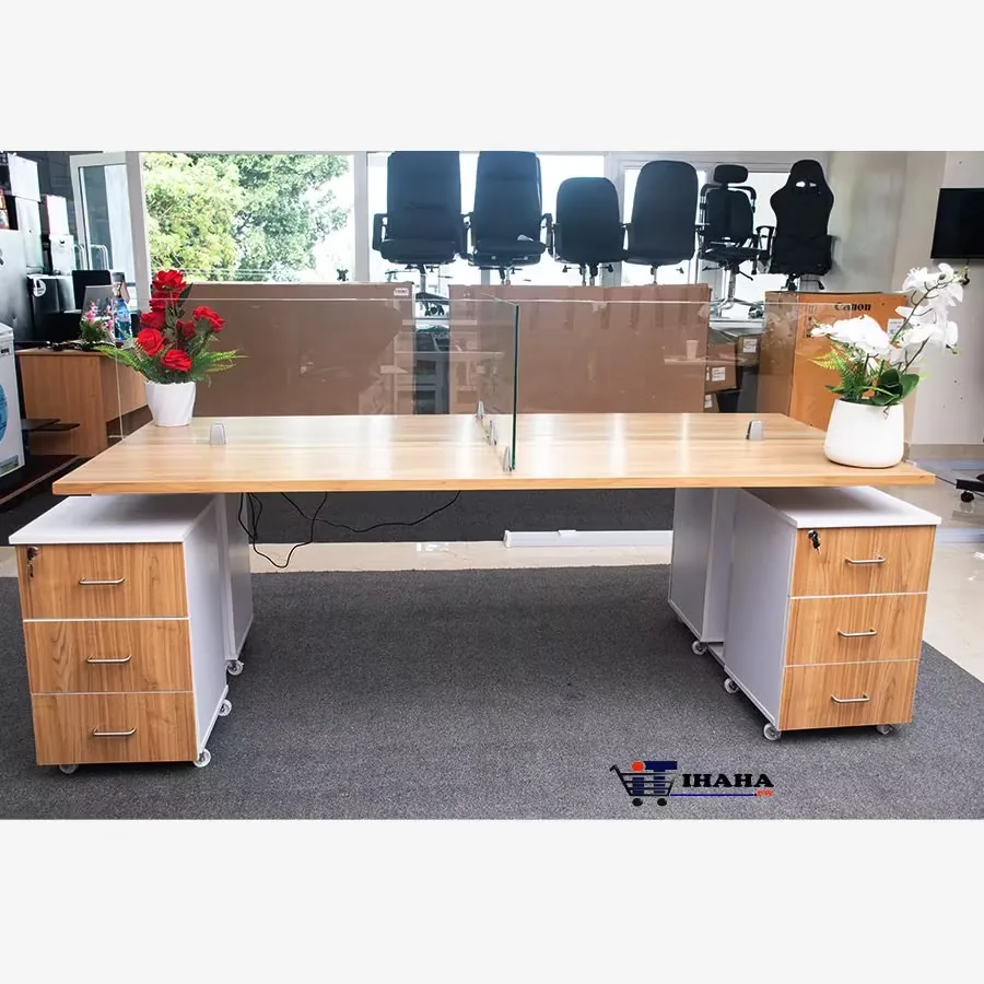 S200 Office 4 Way Workstation with Glass partitions Adjustat