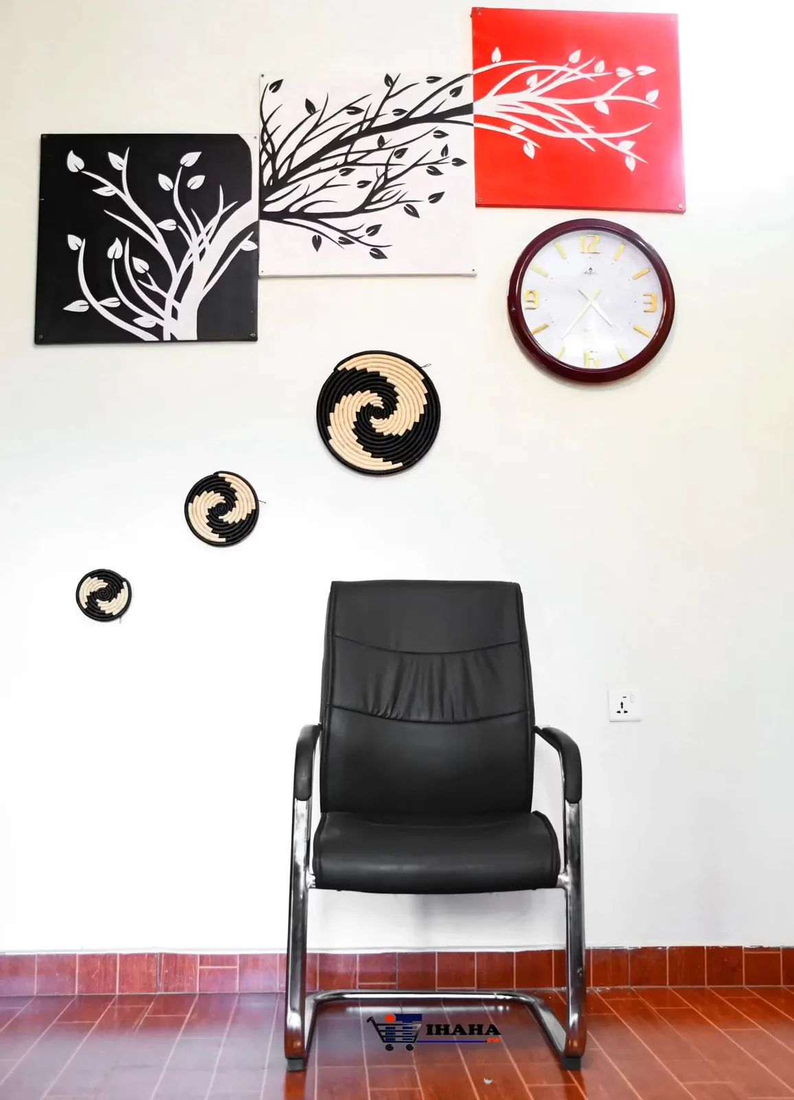 VISITOR CHAIR 107V (black)