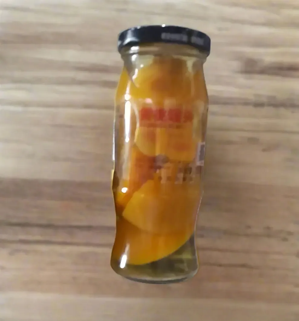Canned Yellow Peaches in Syrup