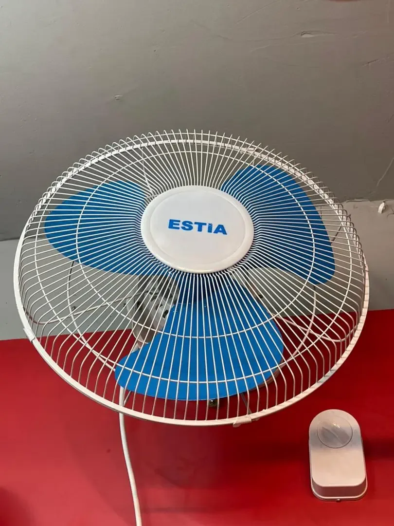 FAN WITH BLUE METAL BLADE 16 INCH