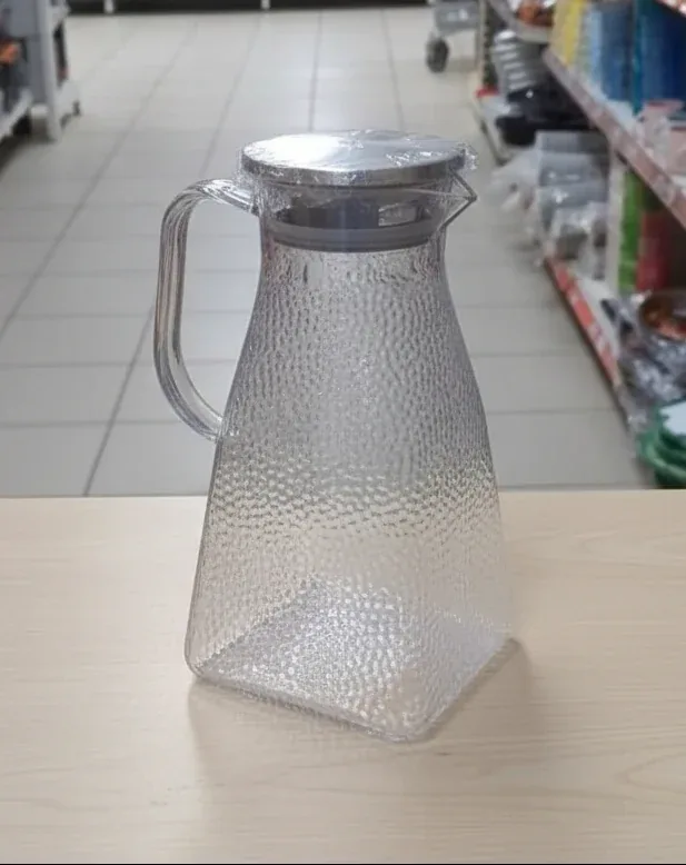 Clear Dimpled Glass Water Pitcher with Lid – Hot & Cold Beverage Jug 1.8L