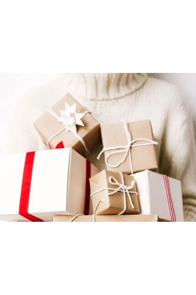 Gift Wrapping Service With Paper