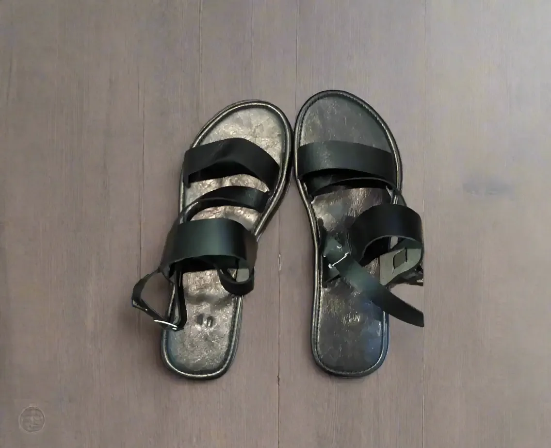 ShadowEase Sandals Size 39-40