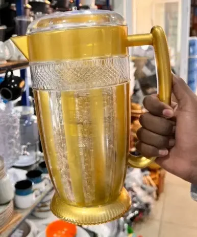 Pitcher Beverage Dispenser Set of 5pcs 4 Cups 2L