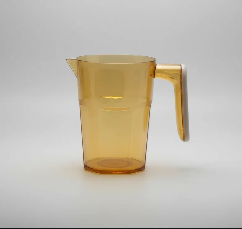 Amber-Grip Measuring Cup