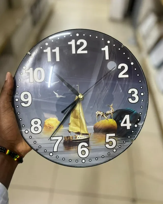 Decorative Round Wall Clock