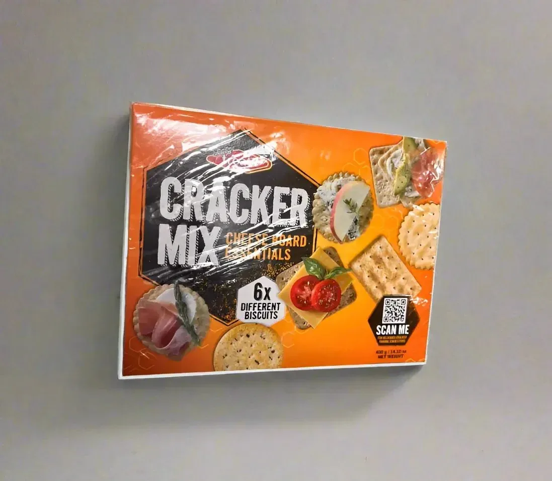 Tasty Treats Cracker Mix Cheese Board Essentials 400g
