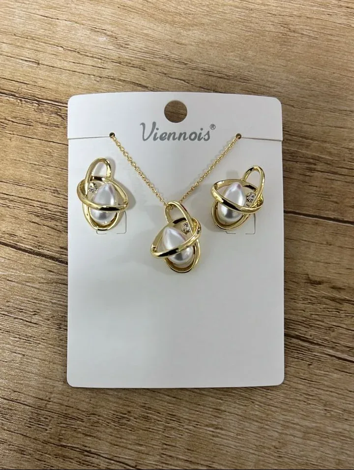 Viennois Gold-Plated Pendant Necklace & Earrings Set with Faux Pearls