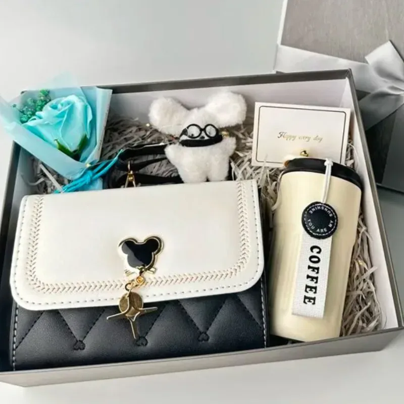 SET [Bag + cup + small doll + small flower]
