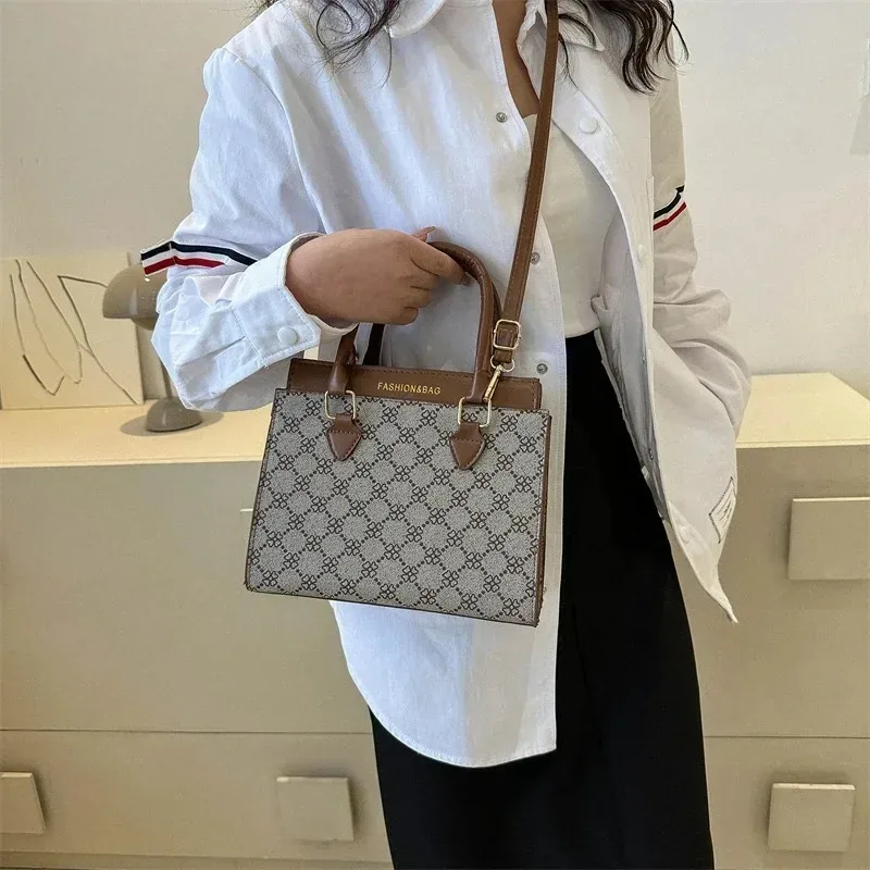 Elegant Patterned Mini Handbag with Shoulder Strap