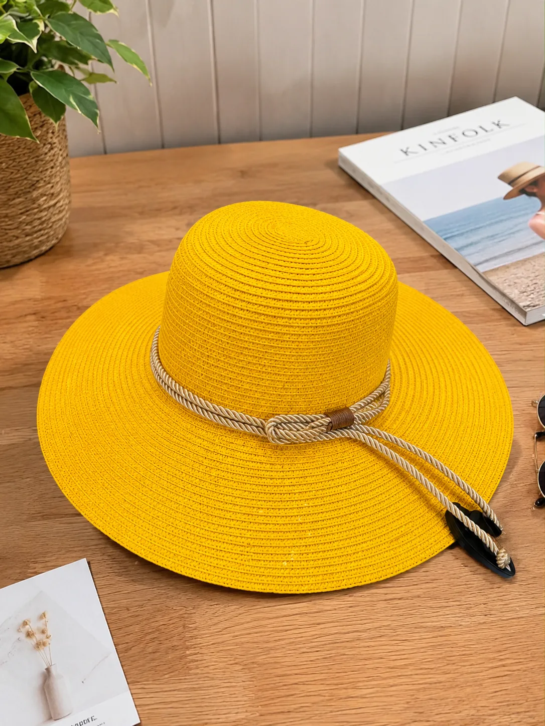 Women's Wide Brim Straw Sun Hat – Yellow