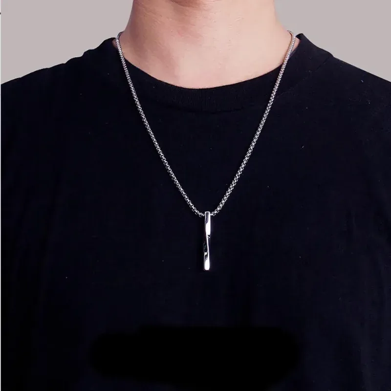 Minimalist Bar Pendant Necklace (Silver Tone)
