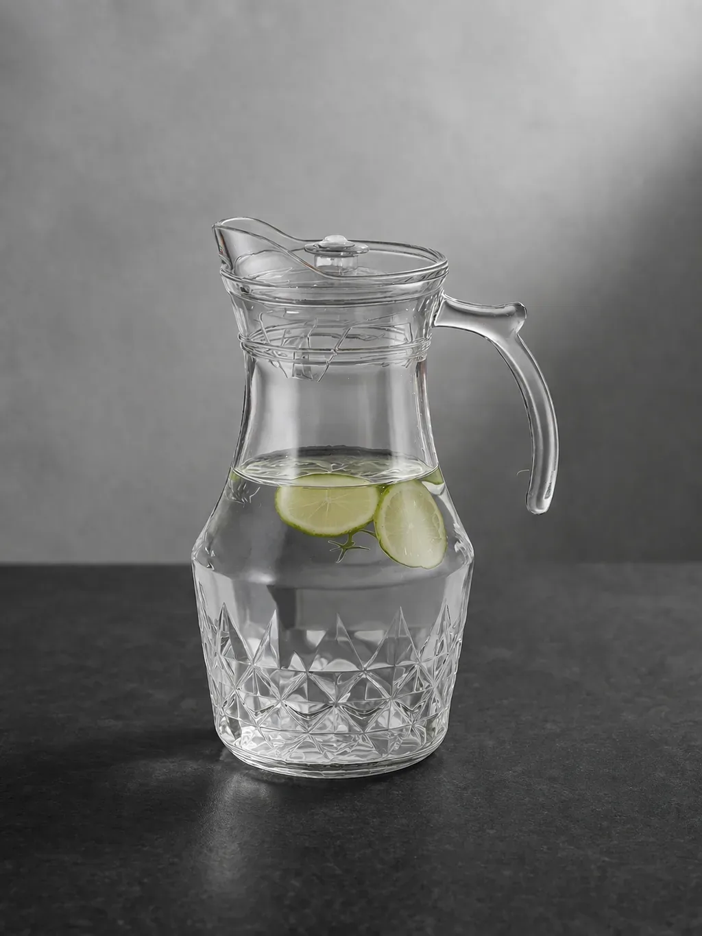 Deli Glass Pitcher with Lid – 1.8L Elegant Serving Jug