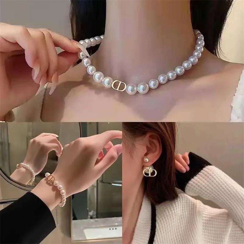 Pearl advanced design retro pig nose CD clavicle bracelet three-piece set