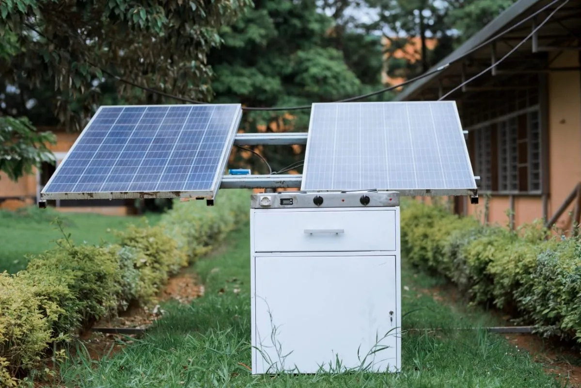 Solar Panel Cooker