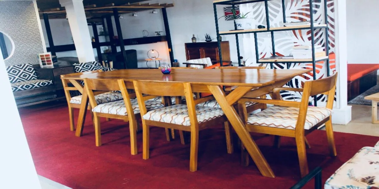 Rugero Dining