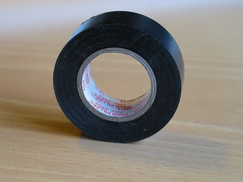 INSULATING TAPE