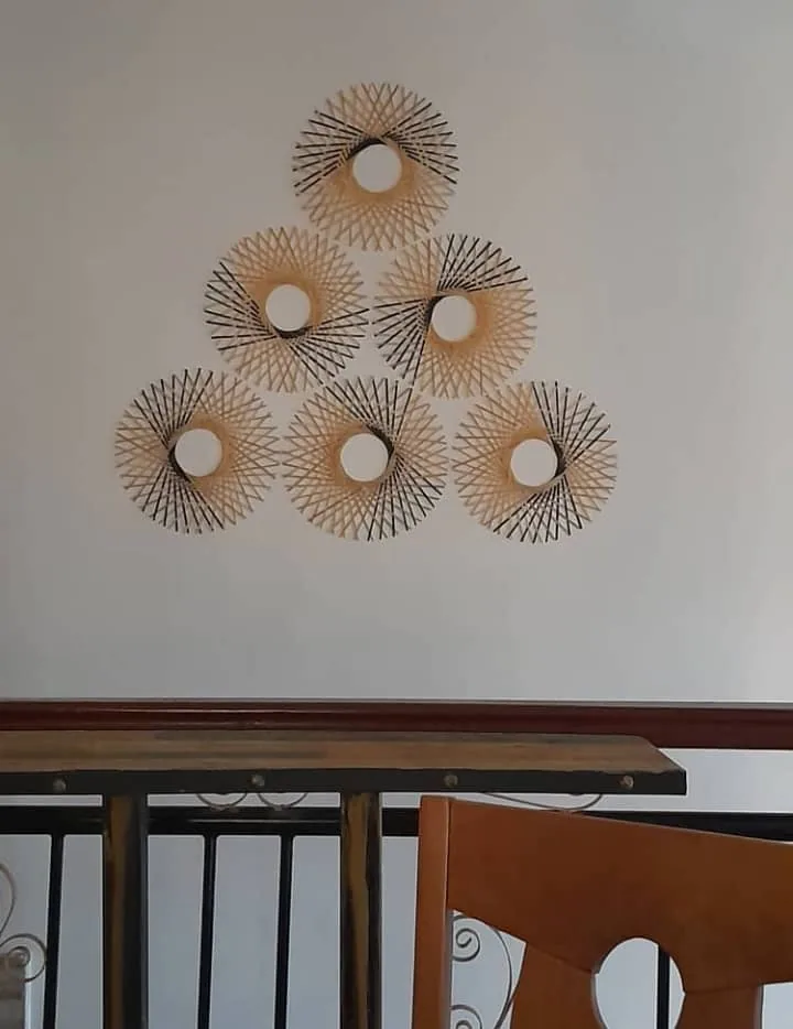Handcrafted bamboo wall decoration (per piece)